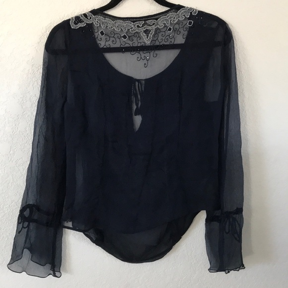 Emma Black beautiful silk blouse - Picture 7 of 10